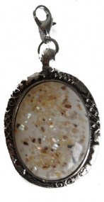 Los sieraad voor aan sjaal medaillon zwart met zilverkleurige rand,