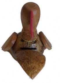 Spaarpot van kokosnoot en hout model kip.