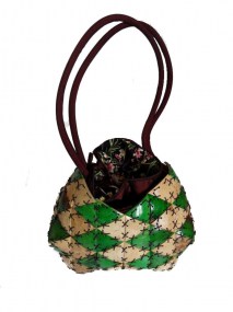 hippe trendy handtas van kokosnoot