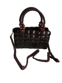 mooie handtas van kokosnoot 